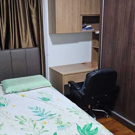 Rent this 1 bed room on Dawson in 43A Margaret Drive, Singapore 149303