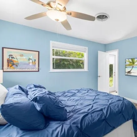 Image 9 - 2656 Northeast 17th Street, Country Club Isles, Pompano Beach, FL 33062, USA - House for sale