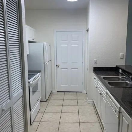 Image 2 - 2229 57th Circle, Indian River County, FL 32966, USA - Apartment for rent