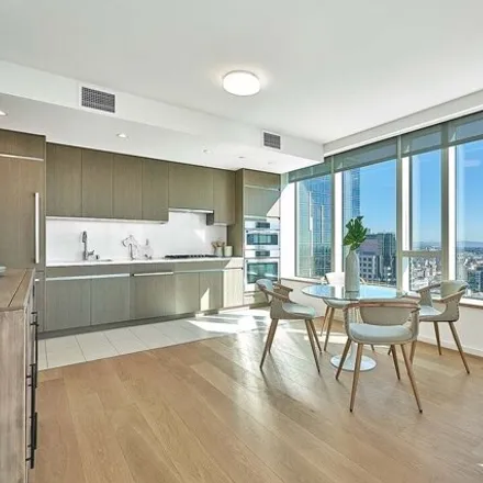 Image 3 - Metropolis Residential Tower I, Harbor Freeway, Los Angeles, CA 90017, USA - Condo for sale