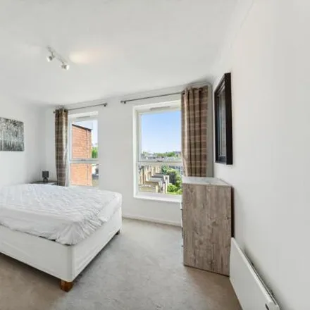 Image 9 - 1 Edith Terrace, Lot's Village, London, SW10 0TL, United Kingdom - Room for rent