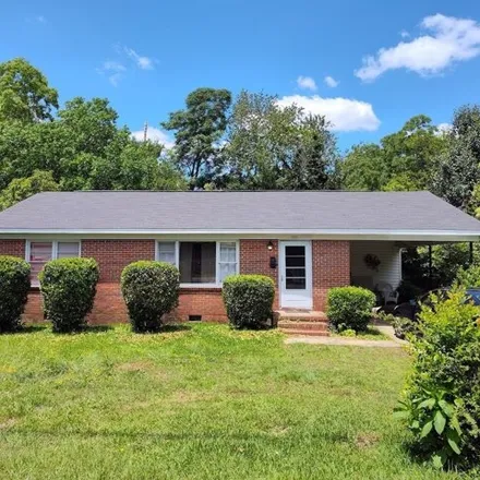 Buy this 3 bed house on 1060 Green Street in Warner Robins, GA 31093