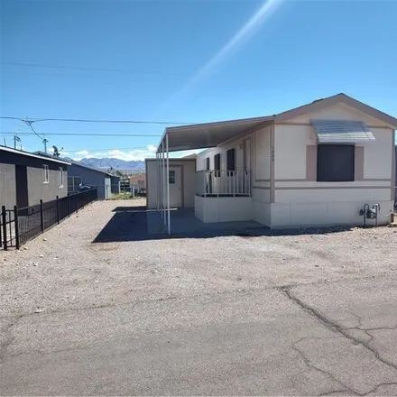 Buy this studio apartment on 1768 Granada Drive in Bullhead City, AZ 86442