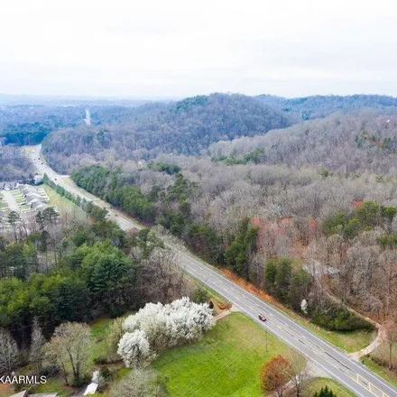 Image 2 - West Governor John Sevier Highway, Knoxville, TN 37920, USA - House for sale