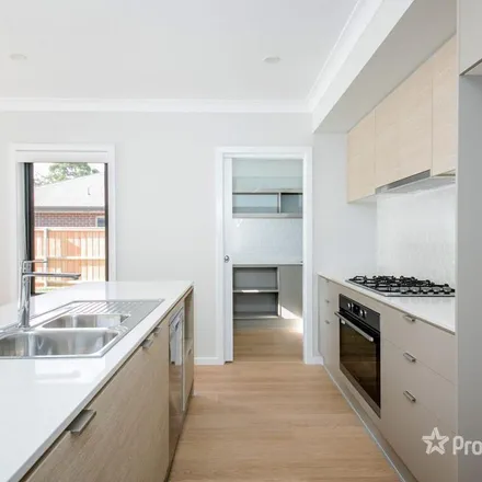 Image 5 - Squires Avenue, Sydney NSW 2570, Australia - Apartment for rent