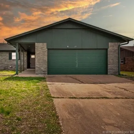 Buy this 3 bed house on 125 Meadow View in Mannford, OK 74044