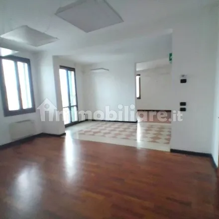 Rent this 5 bed apartment on Mojito Nuova in Viale Porta Po, 45100 Rovigo RO