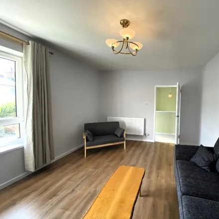 Image 2 - 8 Walter Scott Avenue, City of Edinburgh, EH16 5RN, United Kingdom - Apartment for rent