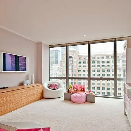 Image 4 - Marriott Executive Apartments, 22 Hertsmere Road, Canary Wharf, London, E14 4ED, United Kingdom - Apartment for rent