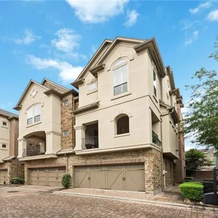 Image 2 - 5307 Beverlyhill Street, Lamar Terrace, Houston, TX 77056, USA - Townhouse for sale