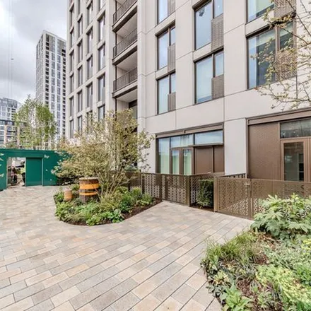 Rent this 2 bed apartment on Parkland Walk Local Nature Reserve in Parkland Walk, London