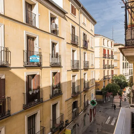 Image 2 - Plaza de la Corrala, 28012 Madrid, Spain - Apartment for rent