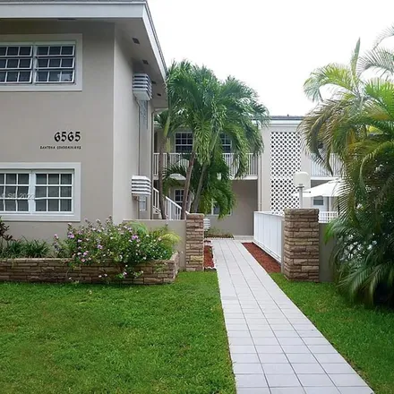 Image 6 - Apt B10, 6565 Santona Street, Coral Gables, FL 33146, USA - Apartment for rent