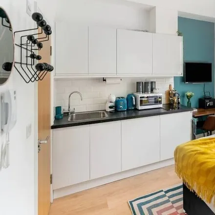 Rent this 1 bed apartment on London in WC1X 9NX, United Kingdom