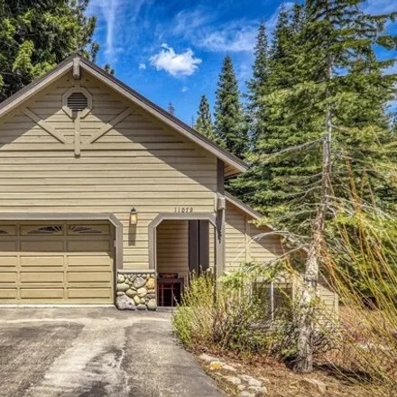 Buy this 3 bed house on 11031 Zermatt Drive in Truckee, CA 96161
