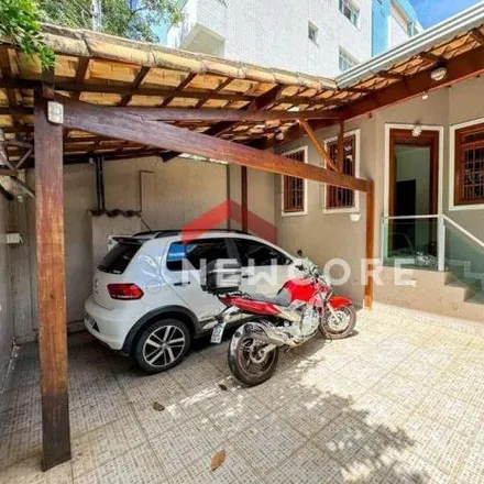 Buy this 3 bed house on Rua Vera Lúcia in Visconde do Rio Branco, Belo Horizonte - MG