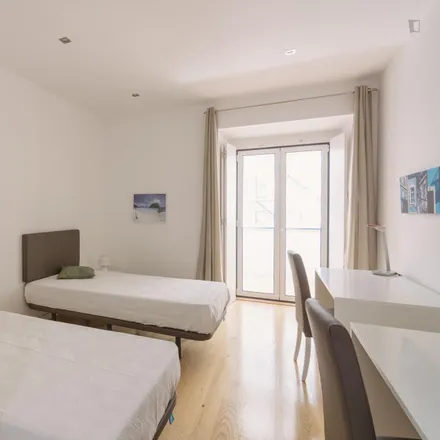 Rent this 3 bed room on Cervetoria in Avenida Rovisco Pais 6A, 1000-268 Lisbon