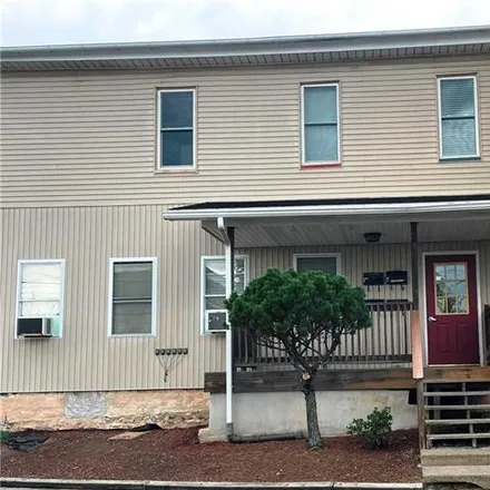 Rent this 2 bed apartment on Darryl's Auto Service in Mahoning Street, Lehighton