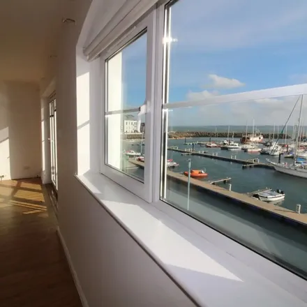 Image 9 - Quayside, Carrickfergus, BT38 8BE, United Kingdom - Apartment for rent