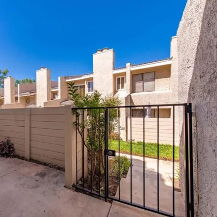 Image 4 - Stonegate Villas Apartment, Simi Valley, CA 93063, USA - House for sale