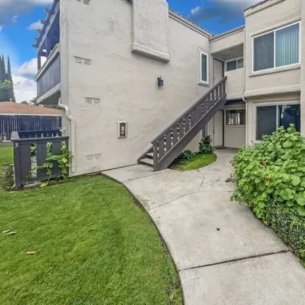 Buy this 2 bed condo on 1931 West Houston Avenue in Fullerton, CA 92833