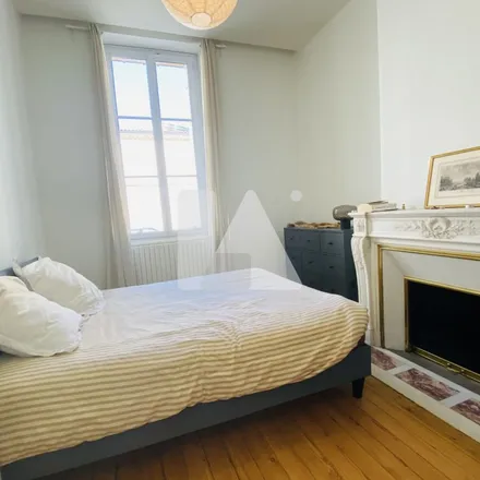 Rent this 3 bed apartment on Promenade Martin Luther King Jr in 33000 Bordeaux, France