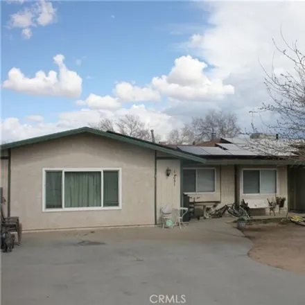 Buy this 3 bed house on 18068 Pine Street in Hesperia, CA 92345