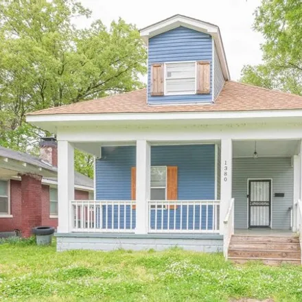 Buy this 4 bed house on 1390 Snowden Avenue in Memphis, TN 38107