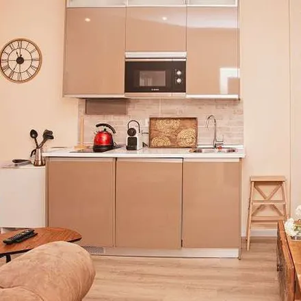 Image 5 - Shoko, Calle de Toledo, 86, 28005 Madrid, Spain - Apartment for rent