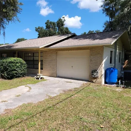 Buy this 3 bed house on 5699 County Road 173 in The Villages, FL 34785