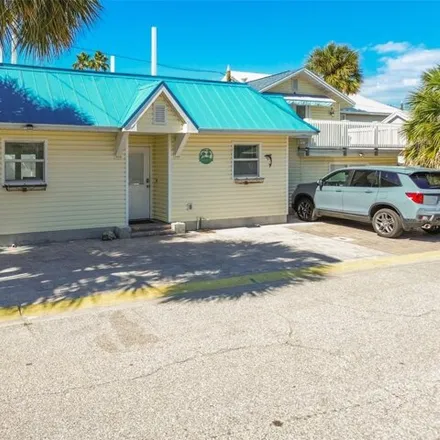 Image 6 - 130 87th Ave, Treasure Island, Florida, 33706 - House for sale