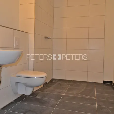 Rent this 2 bed apartment on Rissener Straße 97 in 22880 Wedel, Germany