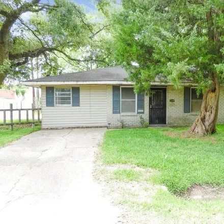 Buy this 4 bed house on 6205 Blackberry Street in Smiley Heights, Baton Rouge