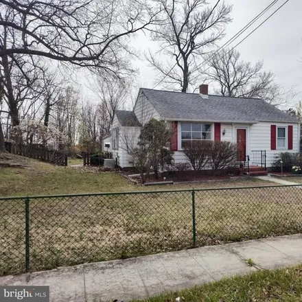 Rent this 3 bed house on 7923 Rolling View Avenue in Carney, MD 21236