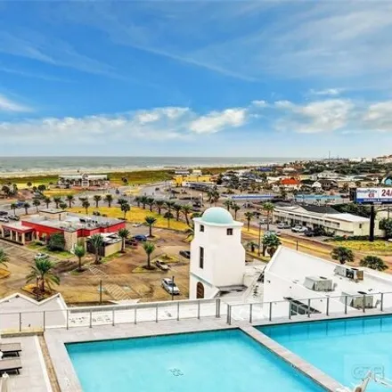 Image 9 - 569 Avenue H, Galveston, TX 77550, USA - Condo for sale