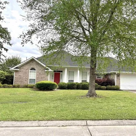 Buy this 3 bed house on 2712 Lasalle St in Monroe, Louisiana