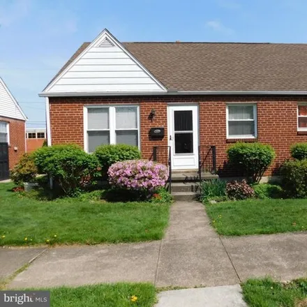Buy this 2 bed house on Joseph Alley in Harrisburg, PA 17121