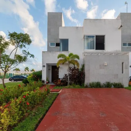 Buy this 3 bed house on unnamed road in 77530 Cancún, ROO