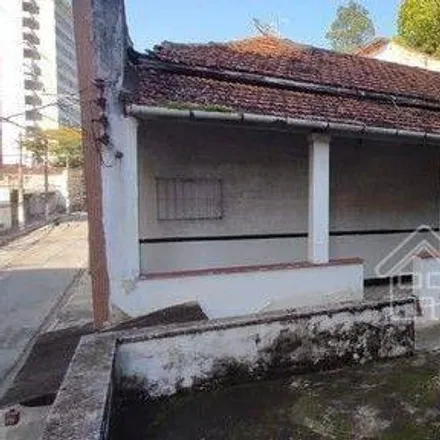 Buy this 2 bed house on Campus do Valonguinho in Rua Mário Santos Braga, São Domingos