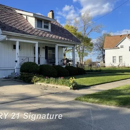 Image 1 - 252 West 12th Street, Flint, MI 48503, USA - House for sale