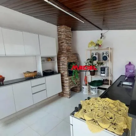 Rent this 3 bed house on Rua Eddie Maia Ramos in Quinta das Flores, São José dos Campos - SP