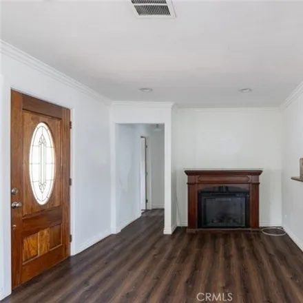 Image 9 - 8199 Kyle Street, Los Angeles, CA 91040, USA - House for sale