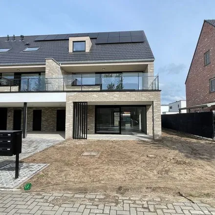 Rent this 2 bed apartment on Cooppalweg 19 in 3950 Bocholt, Belgium