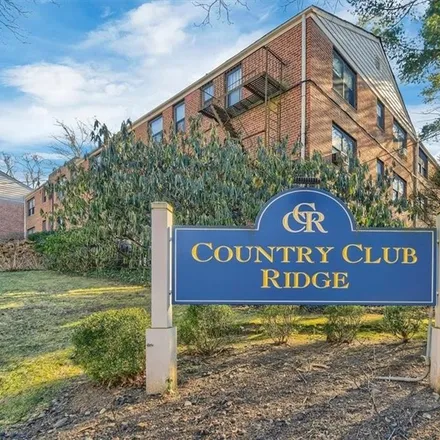 Buy this 1 bed condo on 161 West Hartsdale Avenue in Hartsdale, Greenburgh