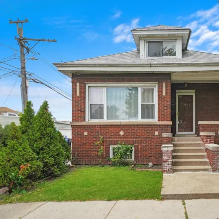 Buy this 4 bed house on 5420 South Sawyer Avenue in Chicago, IL 60629