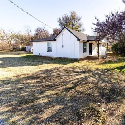 Buy this 3 bed house on North Post Road in Nicoma Park, Oklahoma County