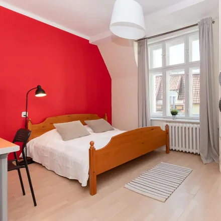 Rent this 4 bed room on Józefa Czyżewskiego 6 in 81-706 Sopot, Poland