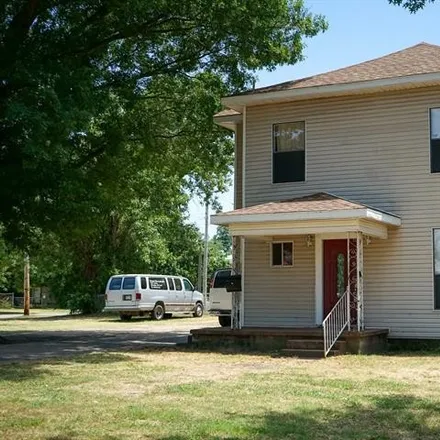 Buy this 4 bed house on 1022 East 2nd Street in Okmulgee, OK 74447