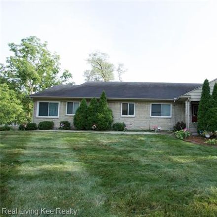 Rent this 3 bed house on E Cook Rd in Grand Blanc, MI