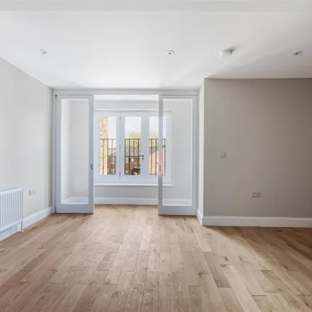 Rent this 1 bed apartment on Bikehangar 2697 in Berrymead Gardens, London